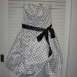 Jessica McClintock Size 3/4 Stapless Party Dress